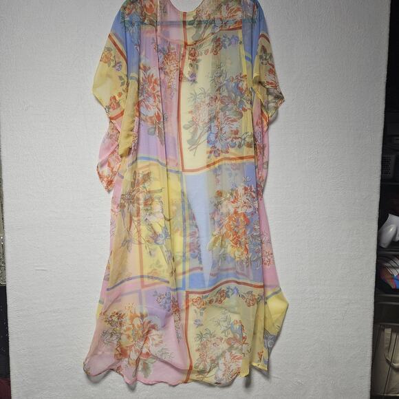Band Of The Free Pastel Floral Wilder Kimono SZ OS Beach, Vacation,‎ Summer Wrap - Picture 6 of 8